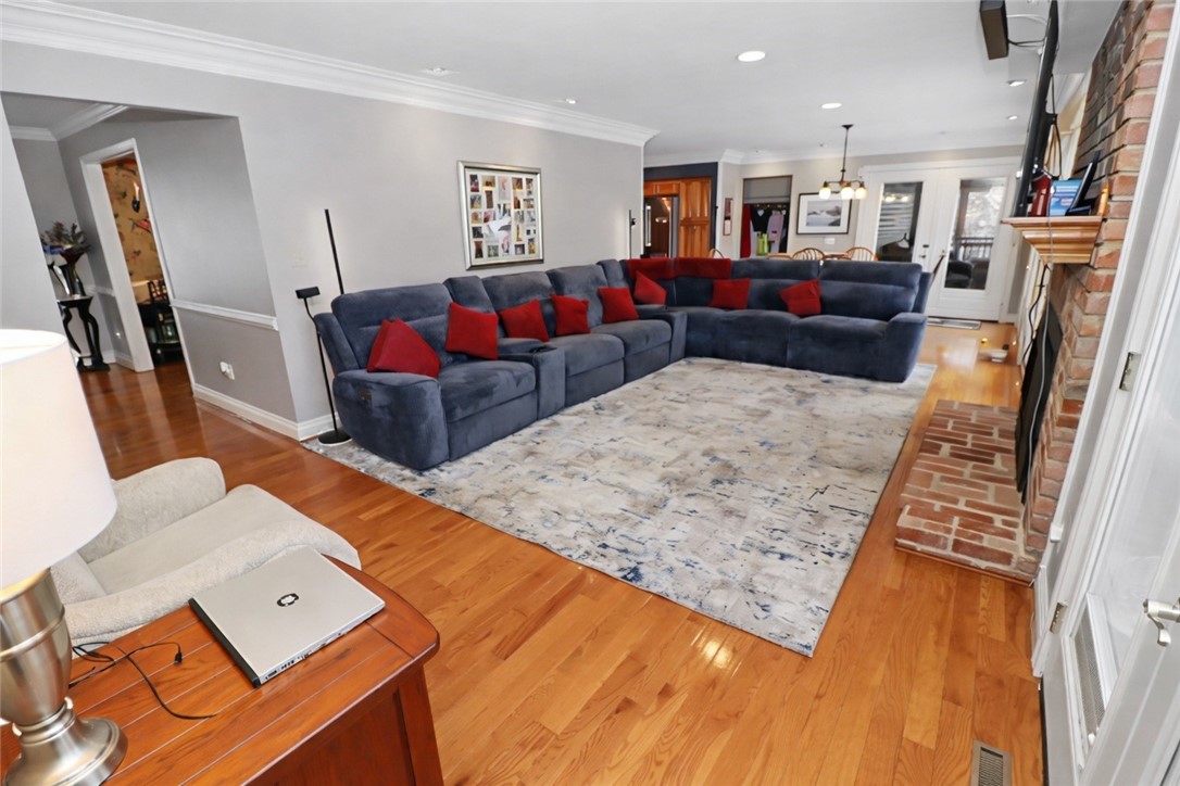 2776 Valleyview Drive