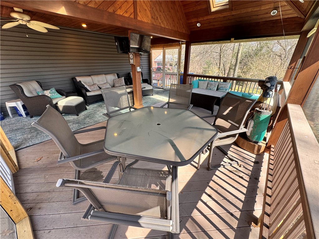 2776 Valleyview Drive