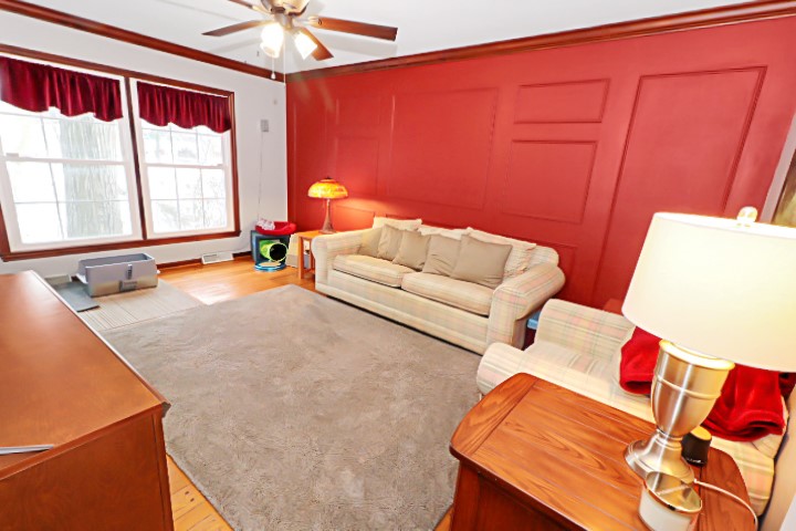 2776 Valleyview Drive