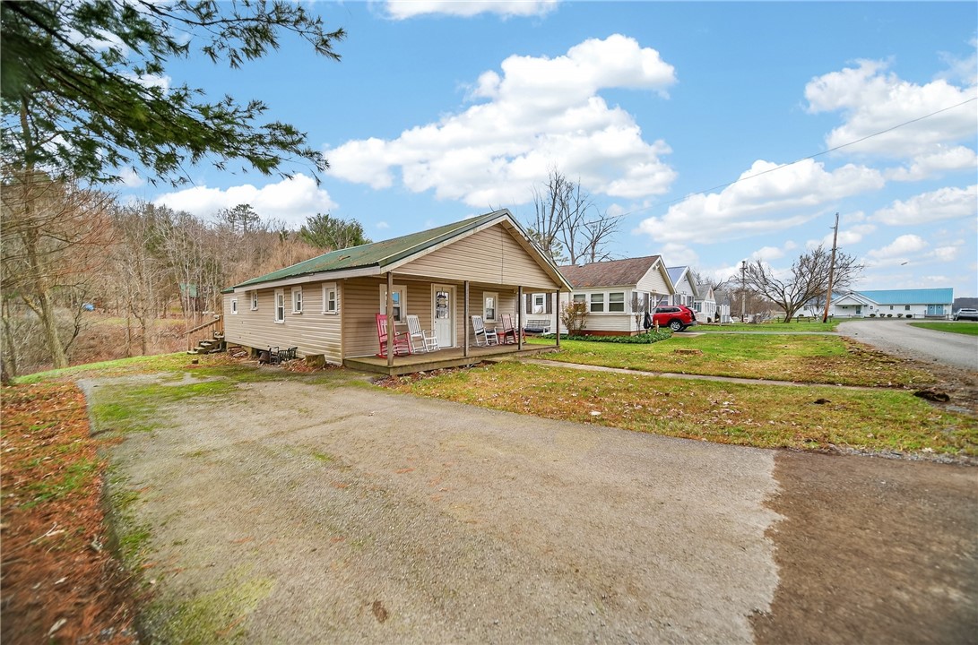 23557 Eisentrout Dr