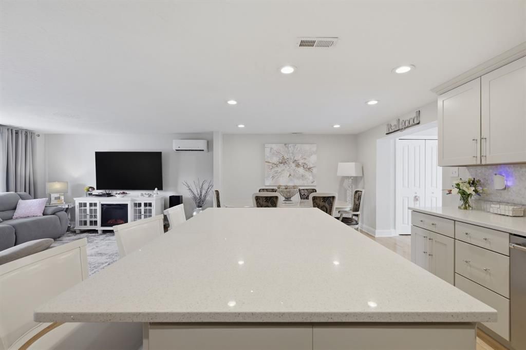 4209 Frederick DRIVE