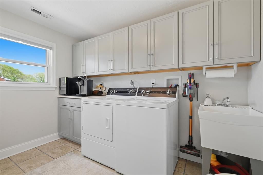 4209 Frederick DRIVE