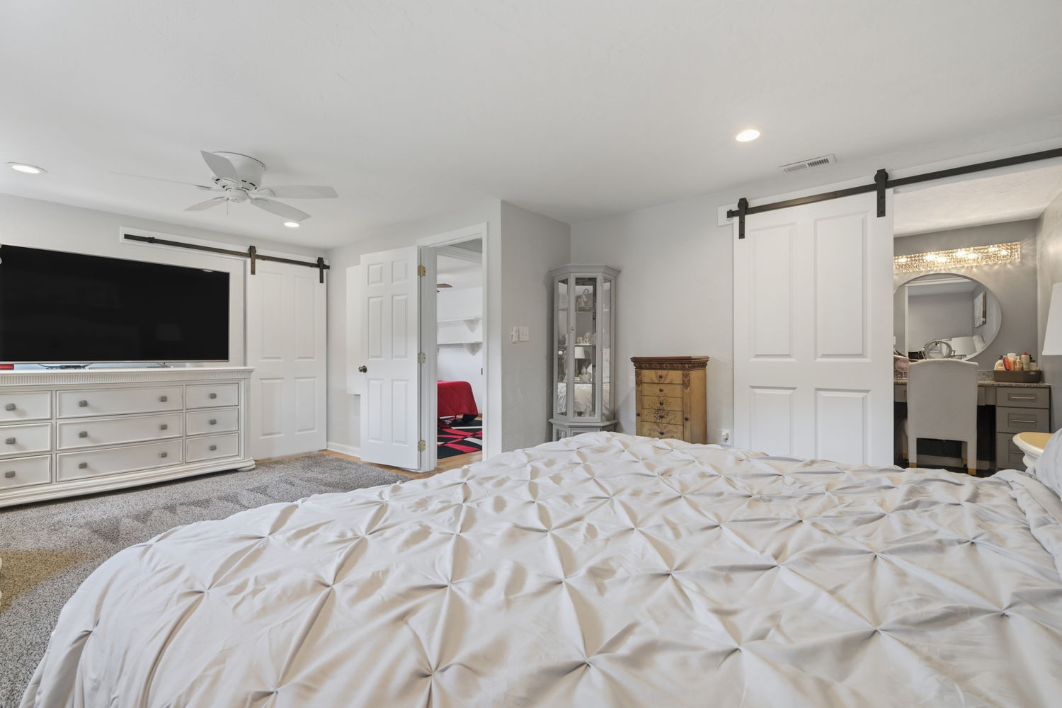 4209 Frederick DRIVE