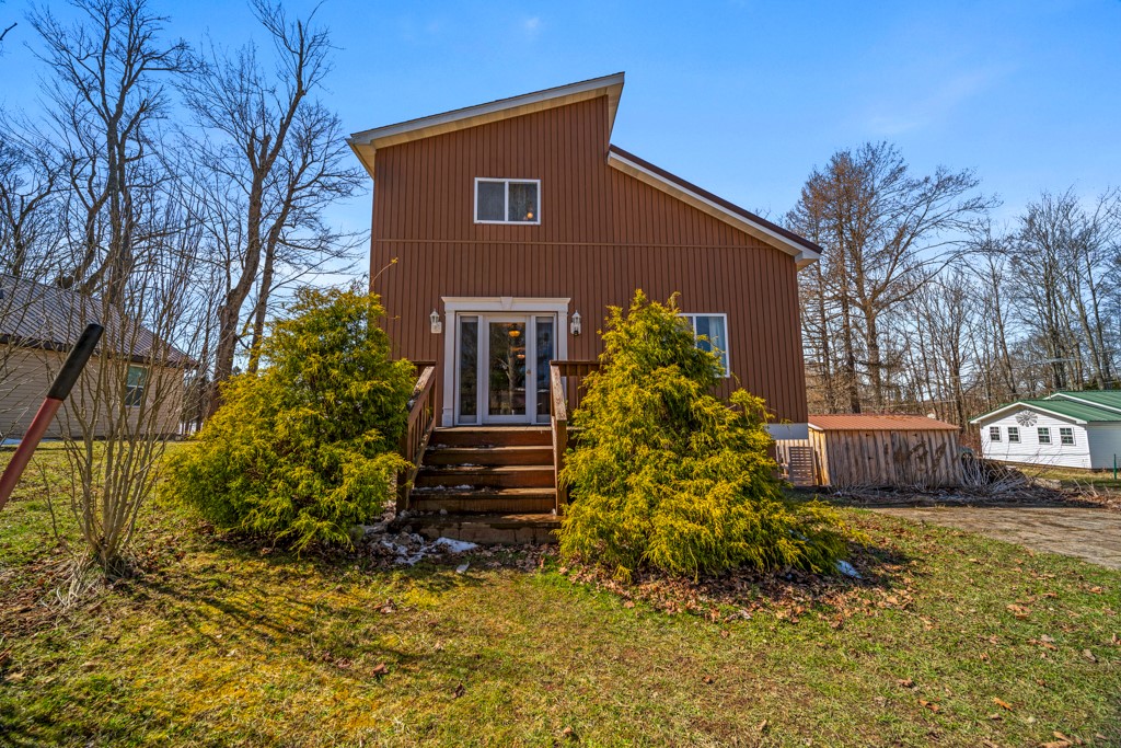 36161 BEECHWOOD Avenue