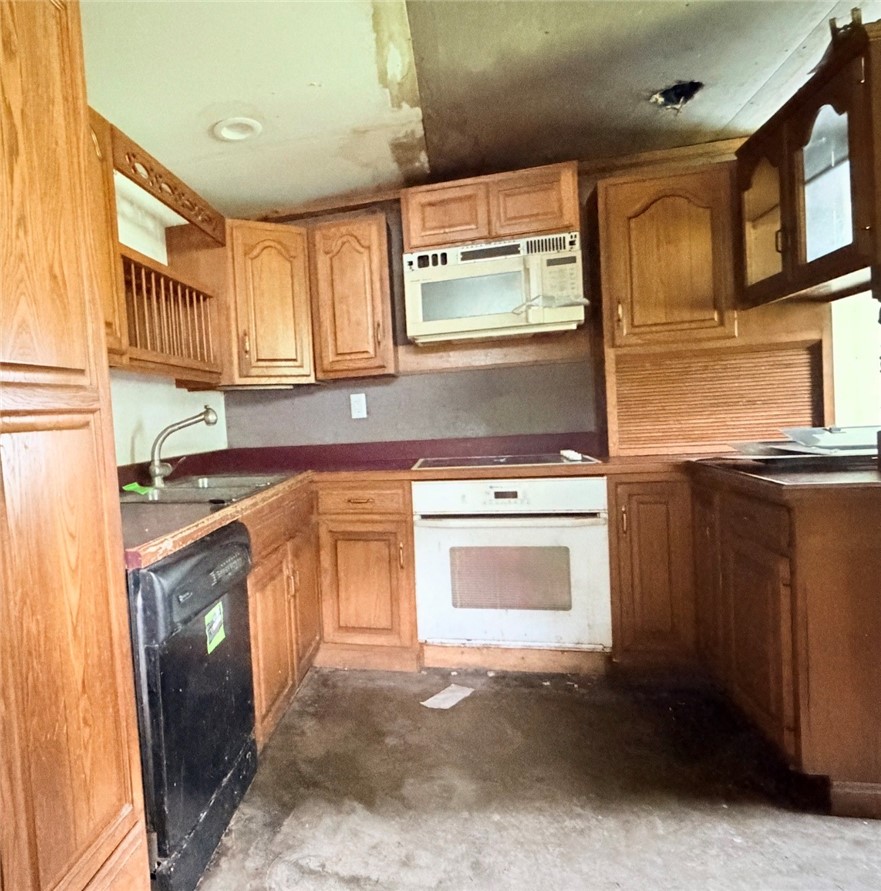16939 Staff Ave