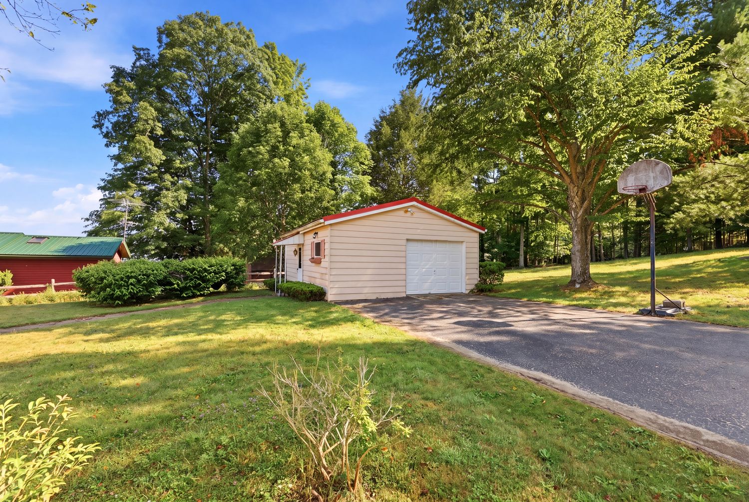 23430 Arrow DRIVE