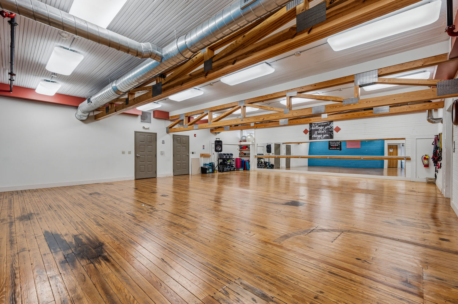 309 E Saltwork St STREET