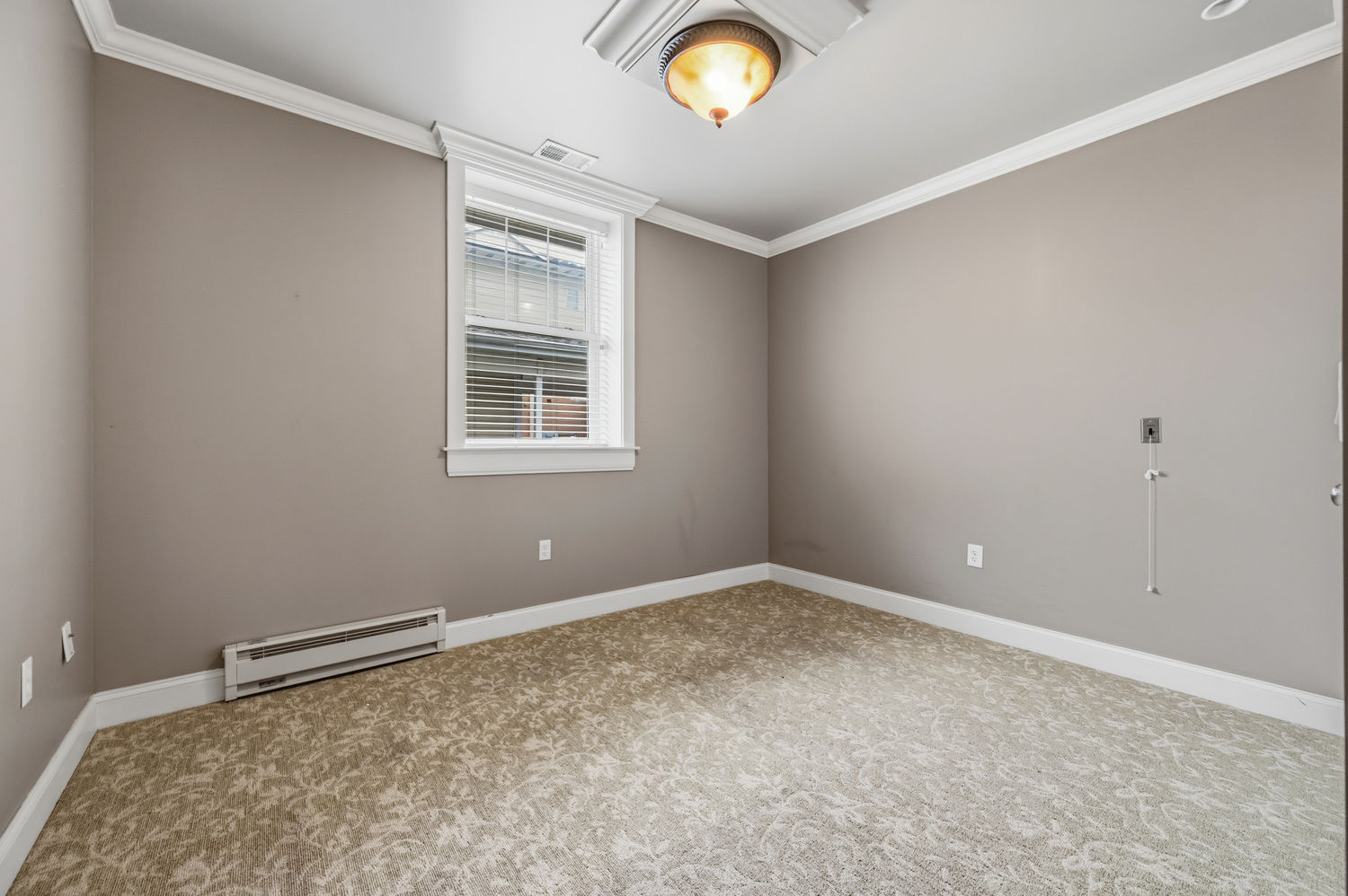 309 E Saltwork St STREET