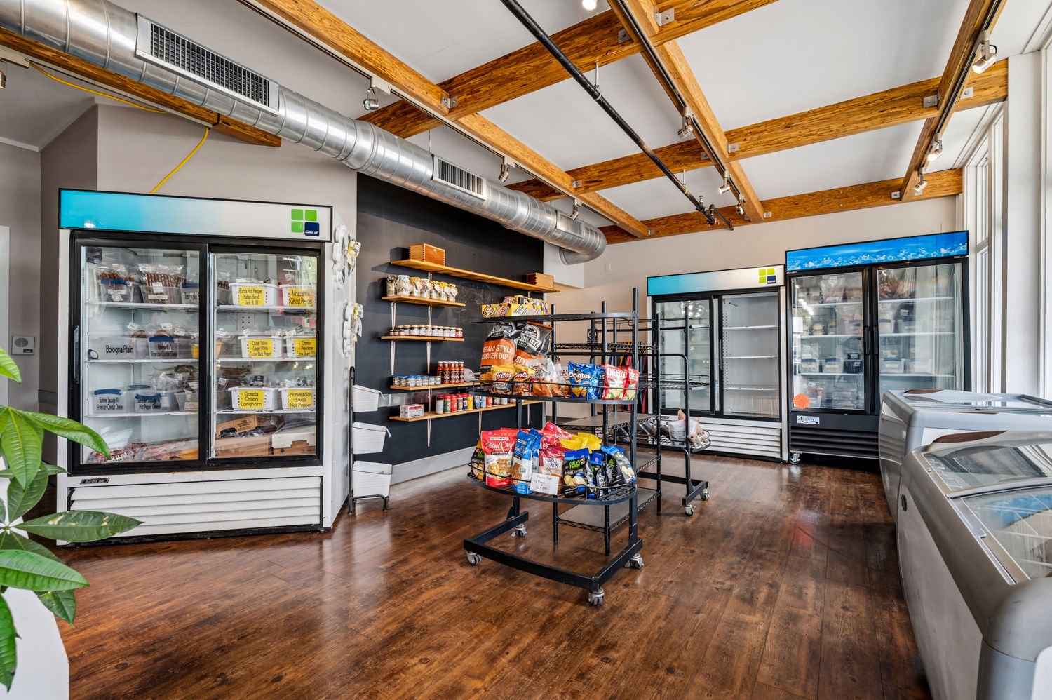 309 E Saltwork St STREET