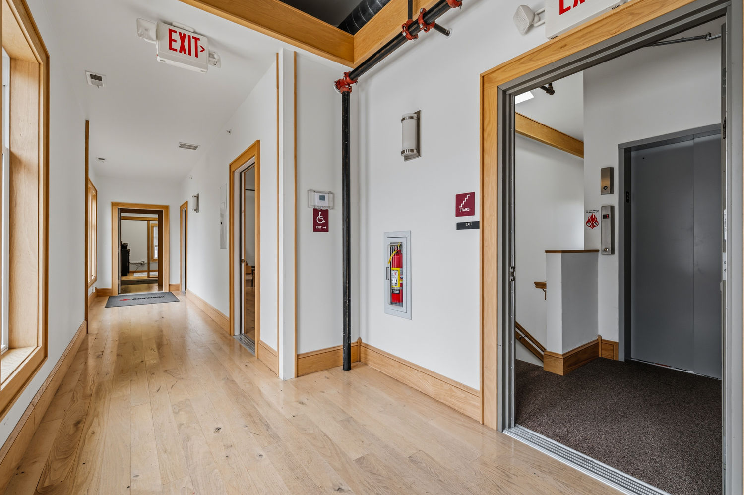 309 E Saltwork St STREET