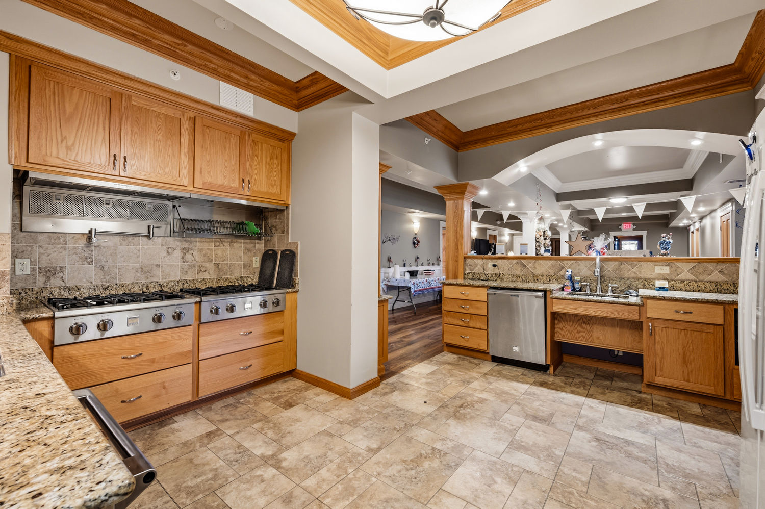 309 E Saltwork St STREET