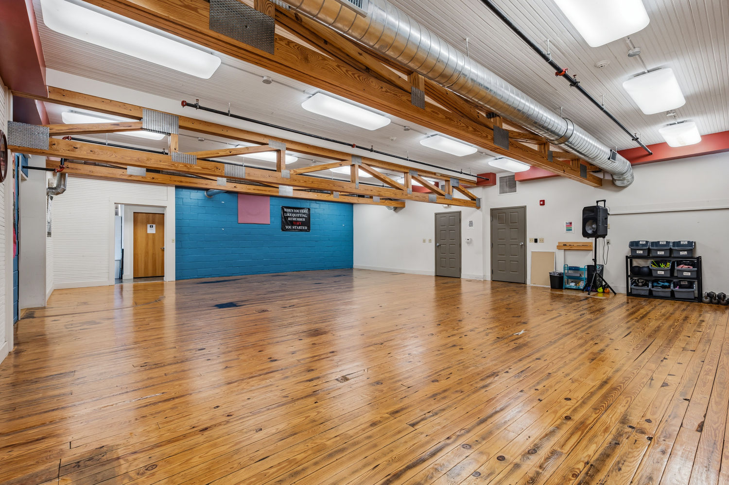 309 E Saltwork St STREET