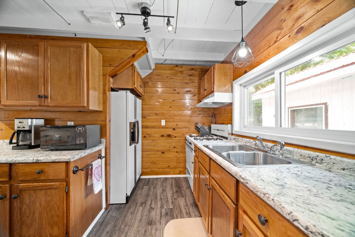 36059 & 36063 LAKE Street