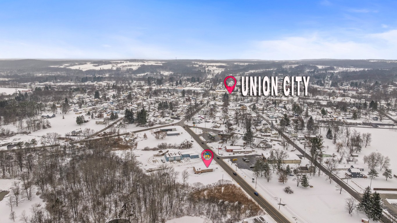 16328 ROUTE 8 State Highway