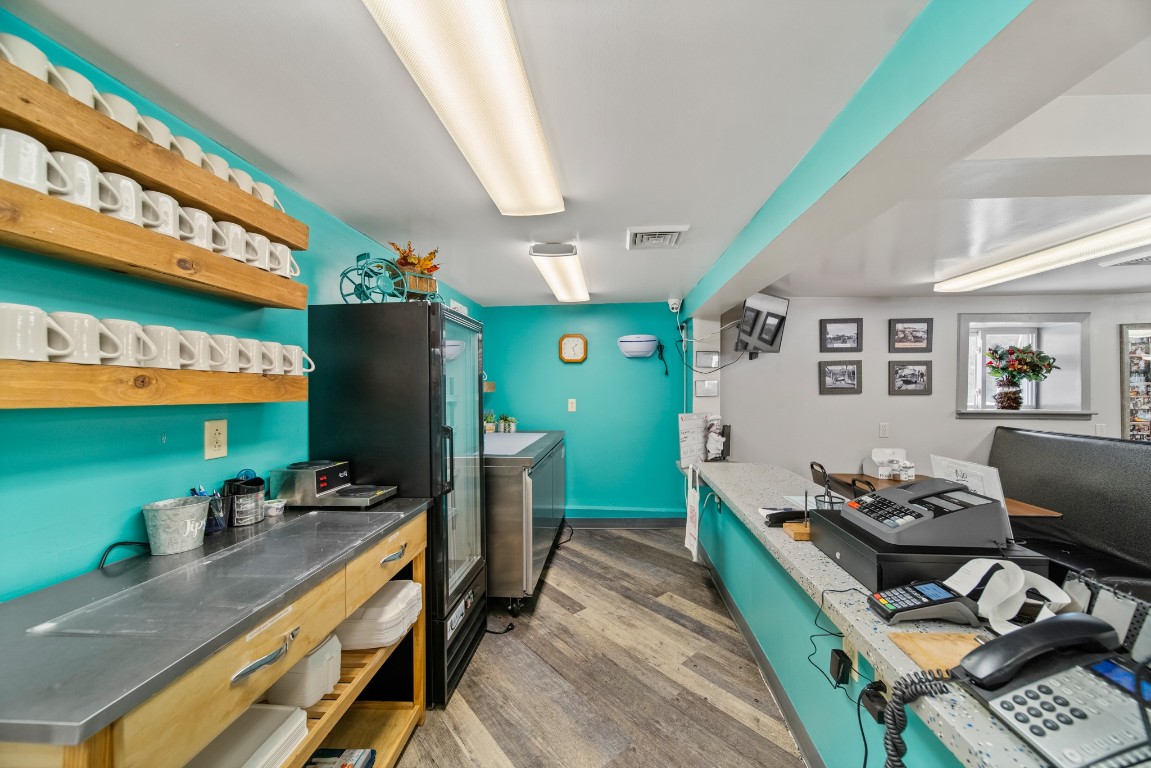 17824 STATE HIGHWAY 8