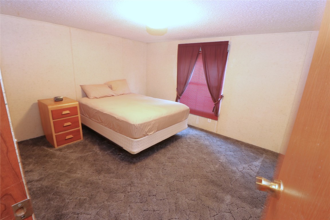 22080 MERGANSER Lane