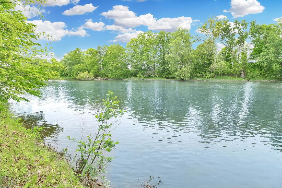 22080 MERGANSER Lane