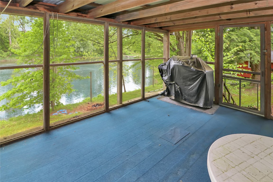 22080 MERGANSER Lane