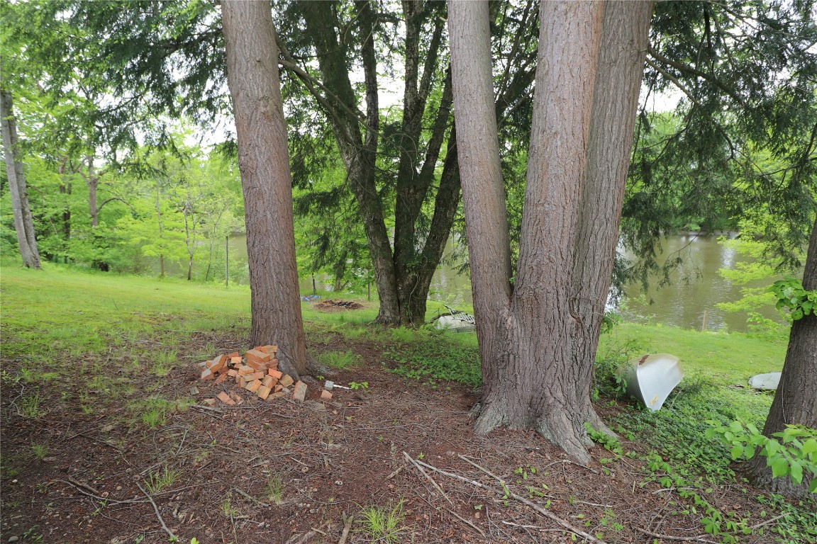 22080 MERGANSER Lane