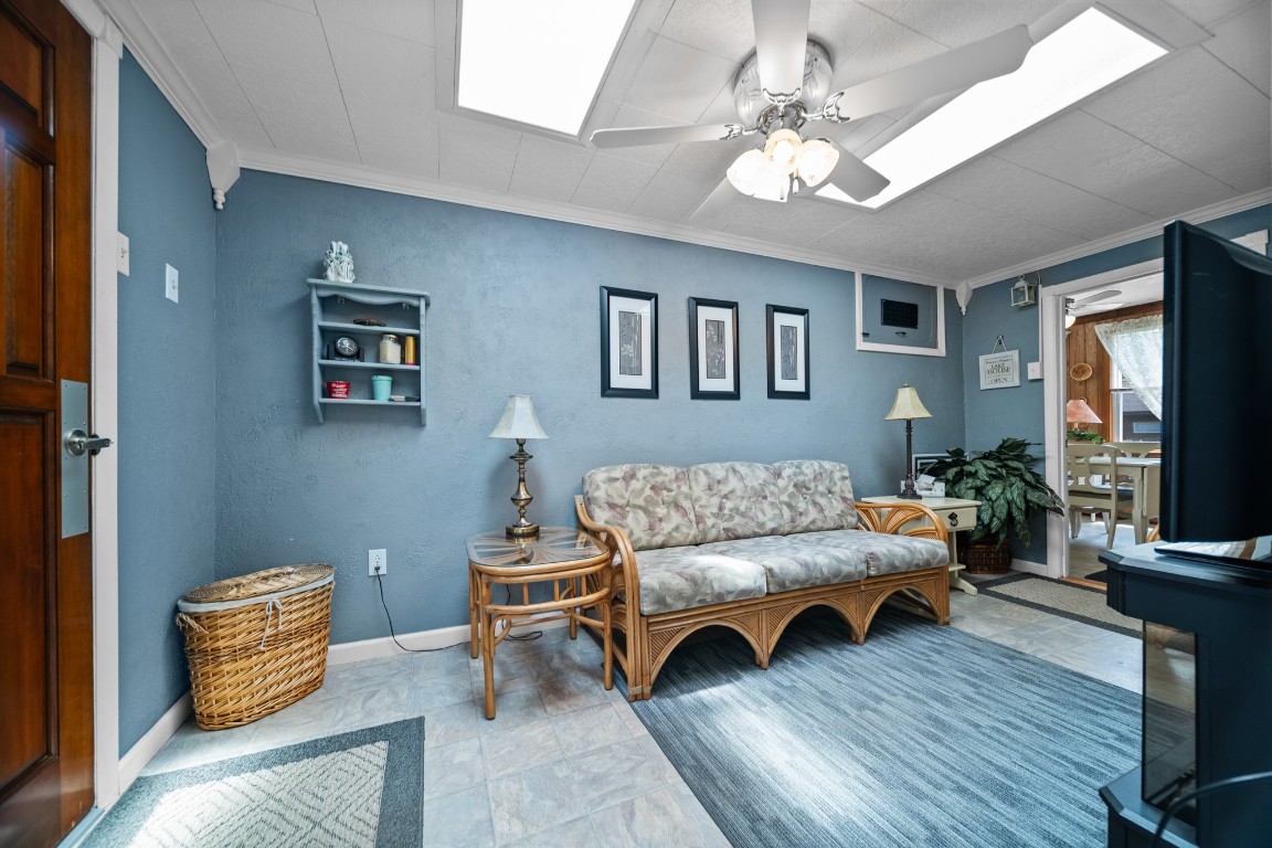 24530 SANDBURG Drive