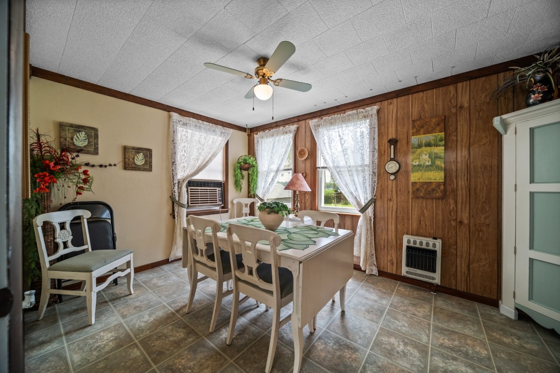 24530 SANDBURG Drive