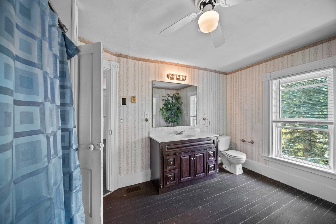 24414 STATE HIGHWAY 8 State Highway