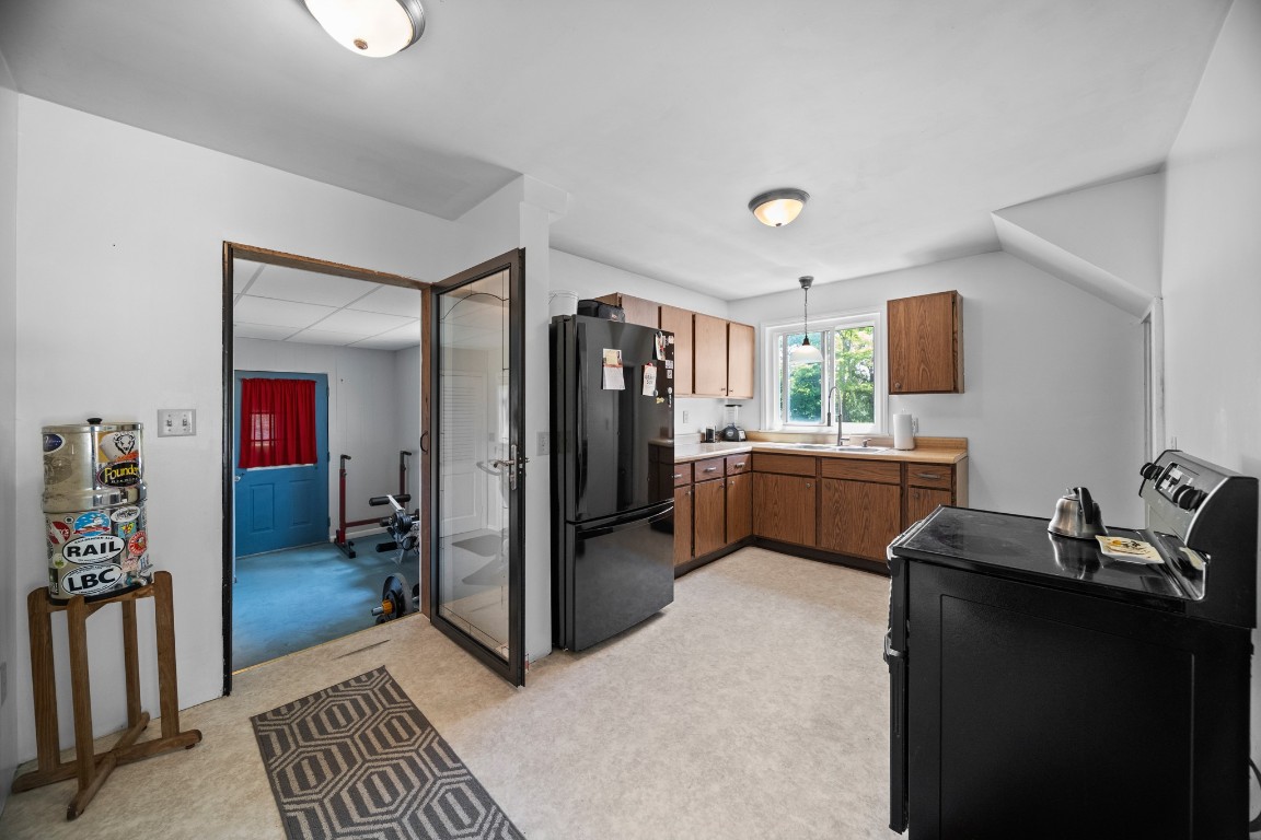 24414 STATE HIGHWAY 8 State Highway