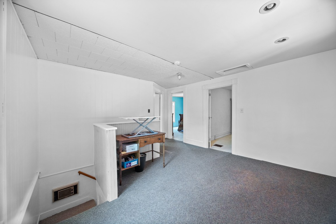 24414 STATE HIGHWAY 8 State Highway