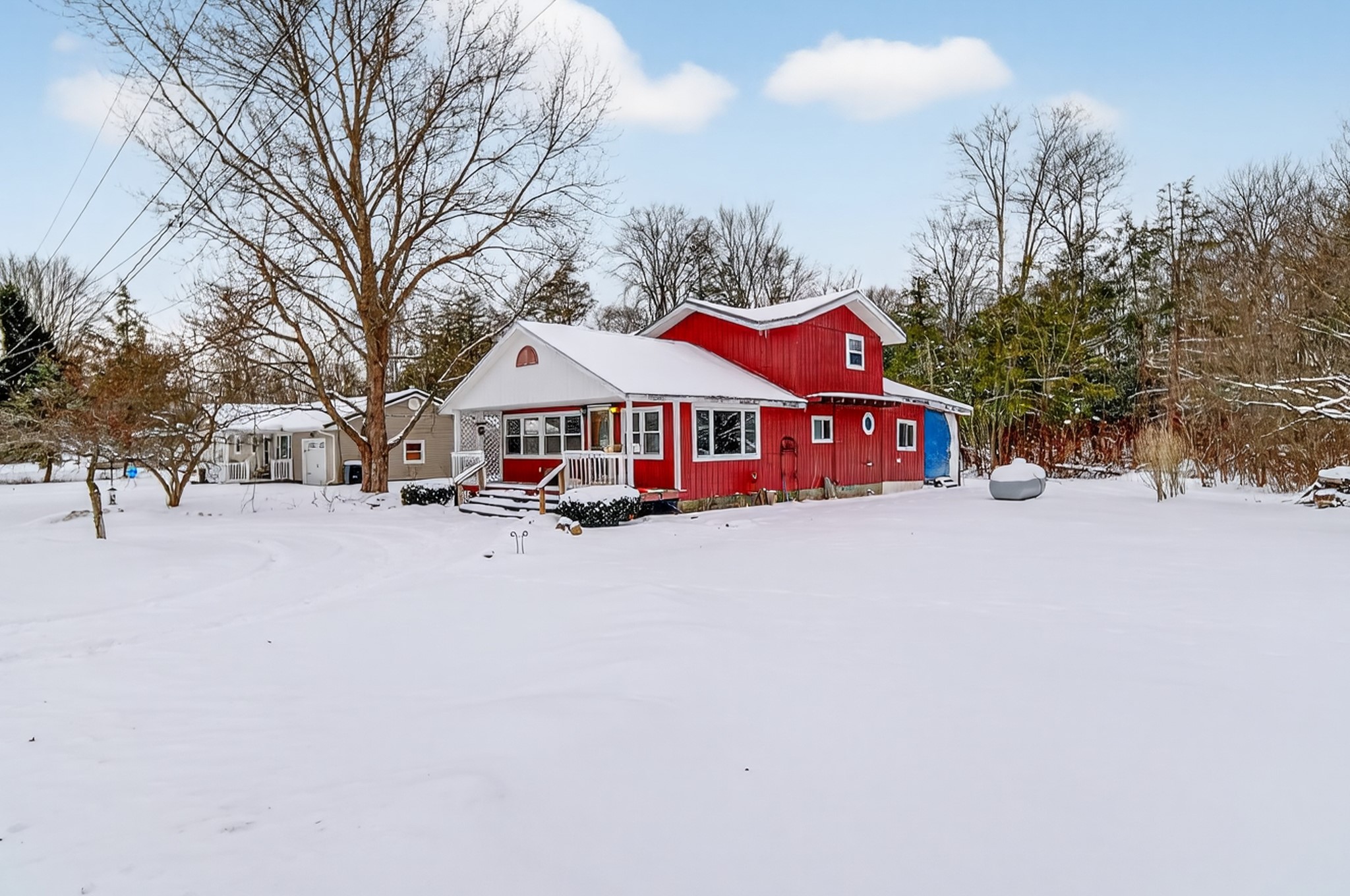 24689 WESTVIEW Drive