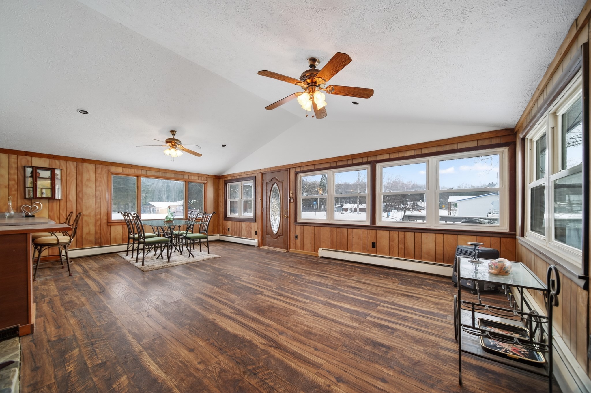 24689 WESTVIEW Drive