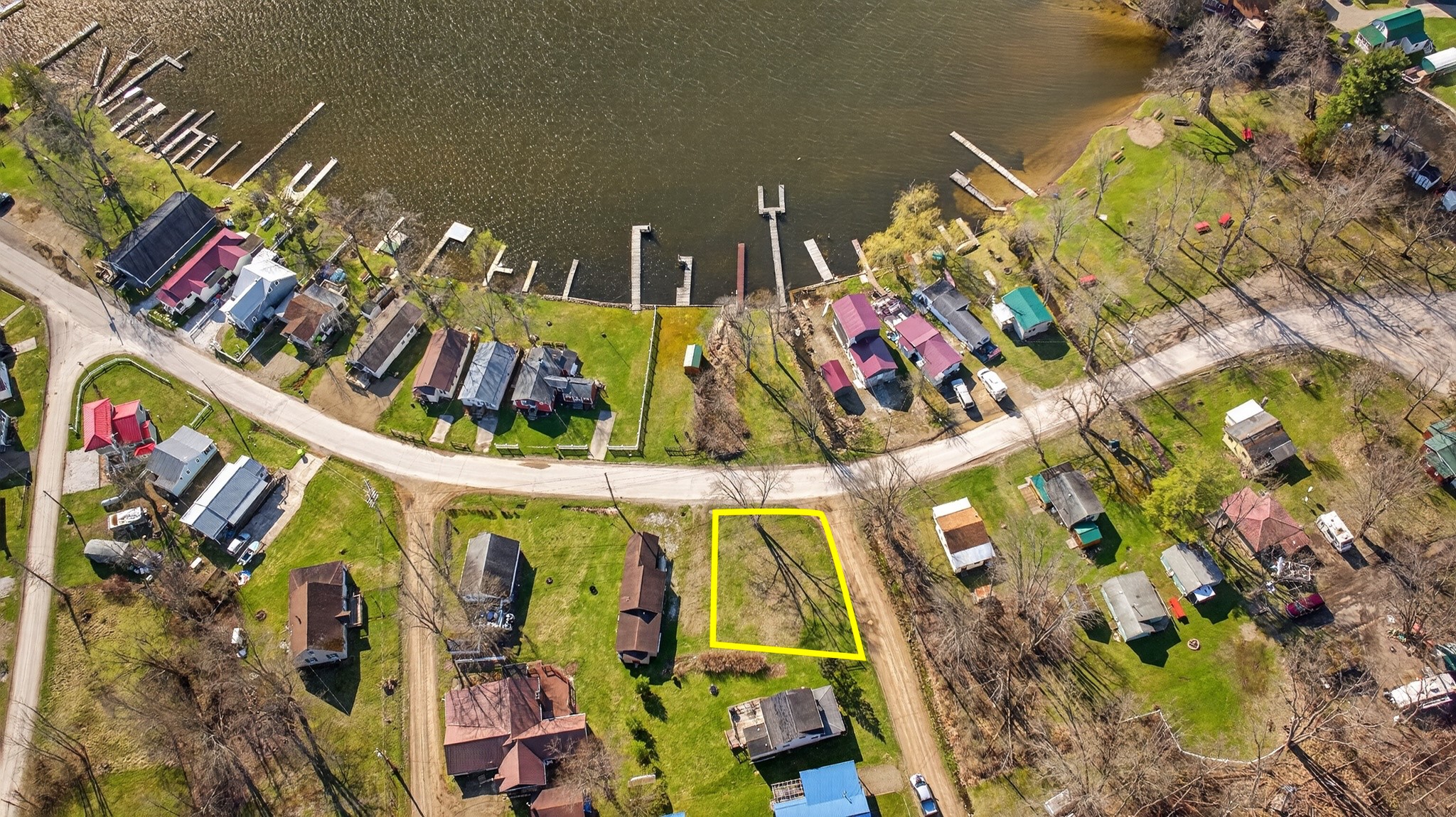 24186 LAKEVIEW Drive