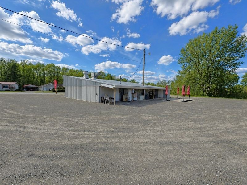 17824 STATE HIGHWAY 8 Highway