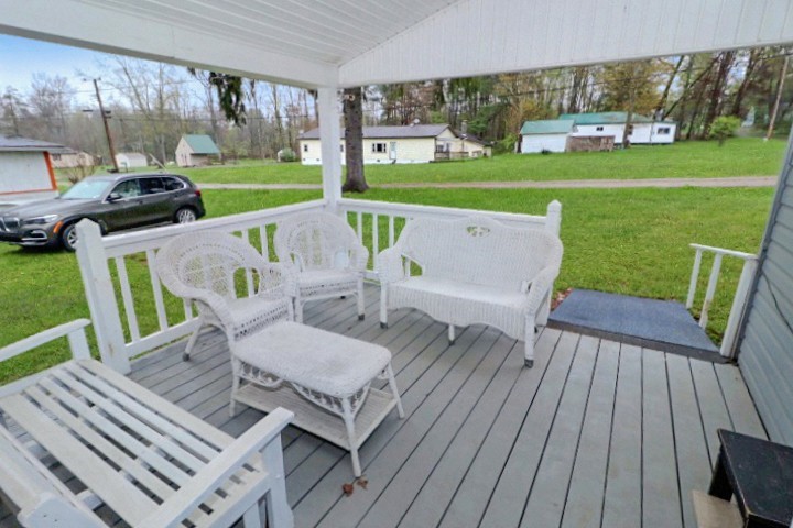 24123 BLOOMFIELD Drive