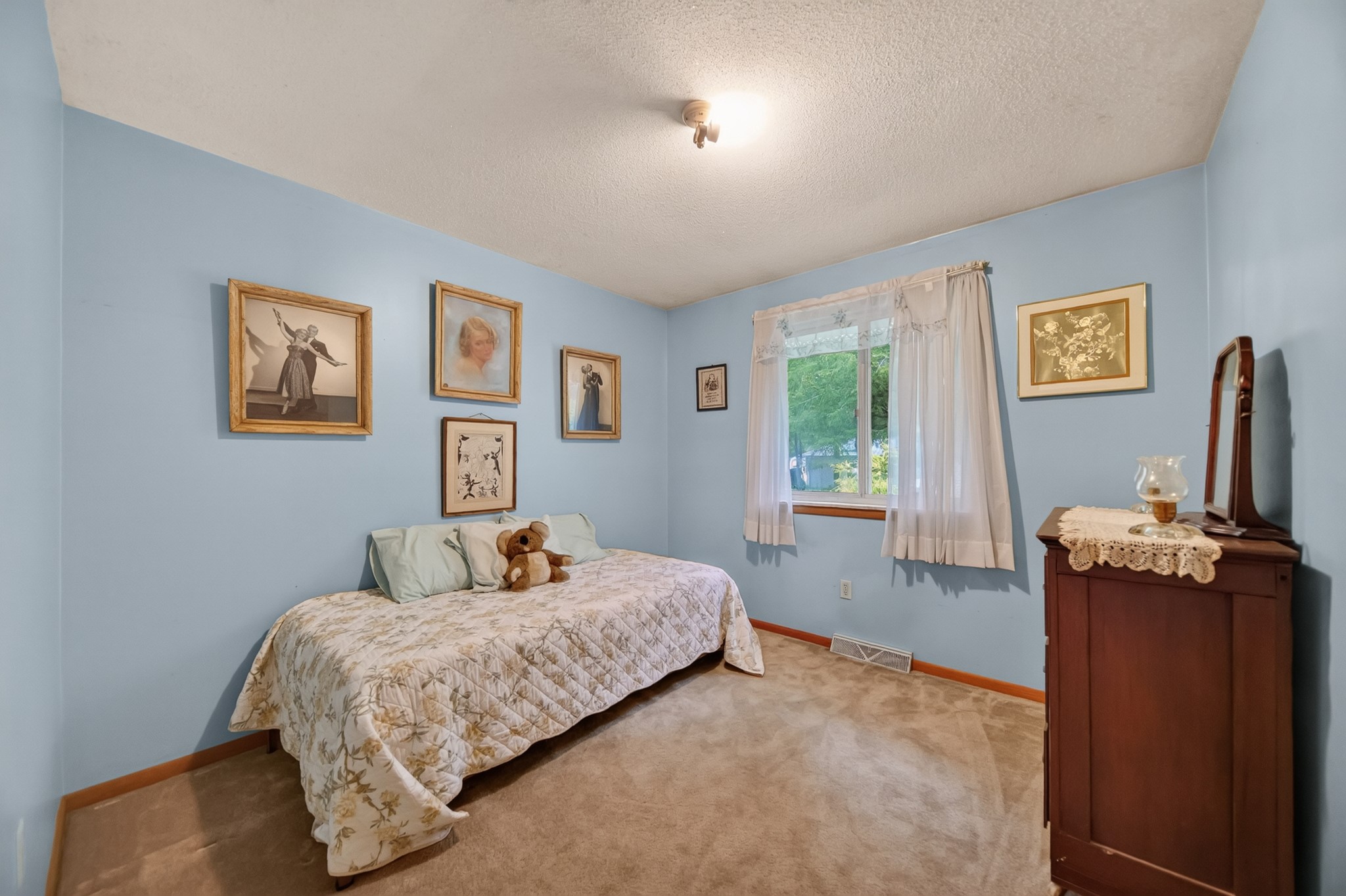 35999 LAKE SHORE Drive