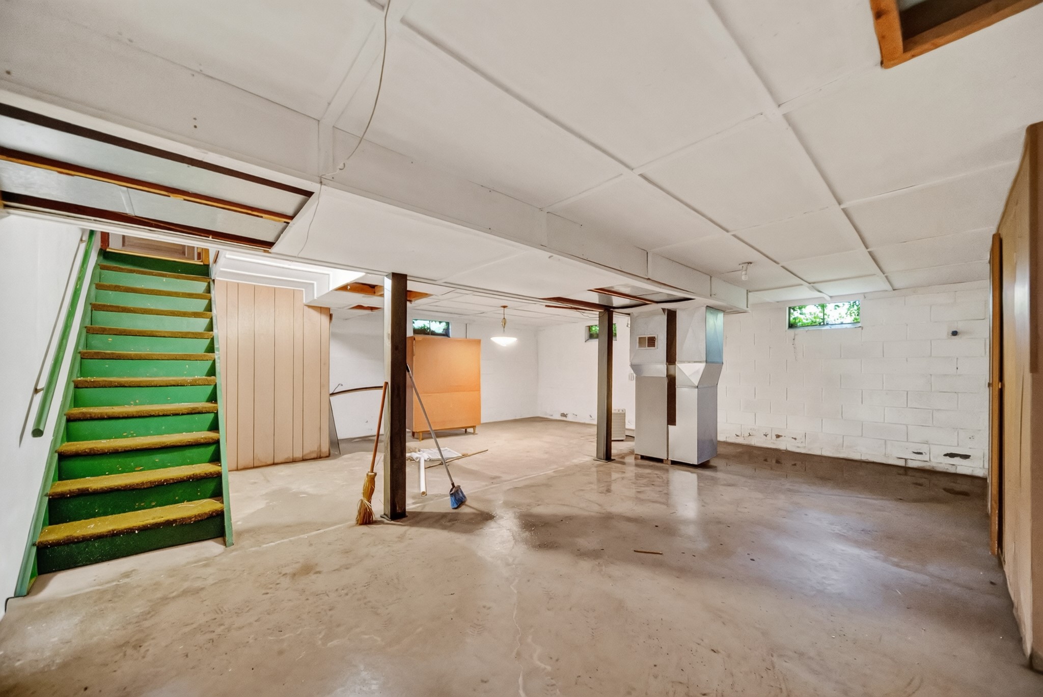 35999 LAKE SHORE Drive