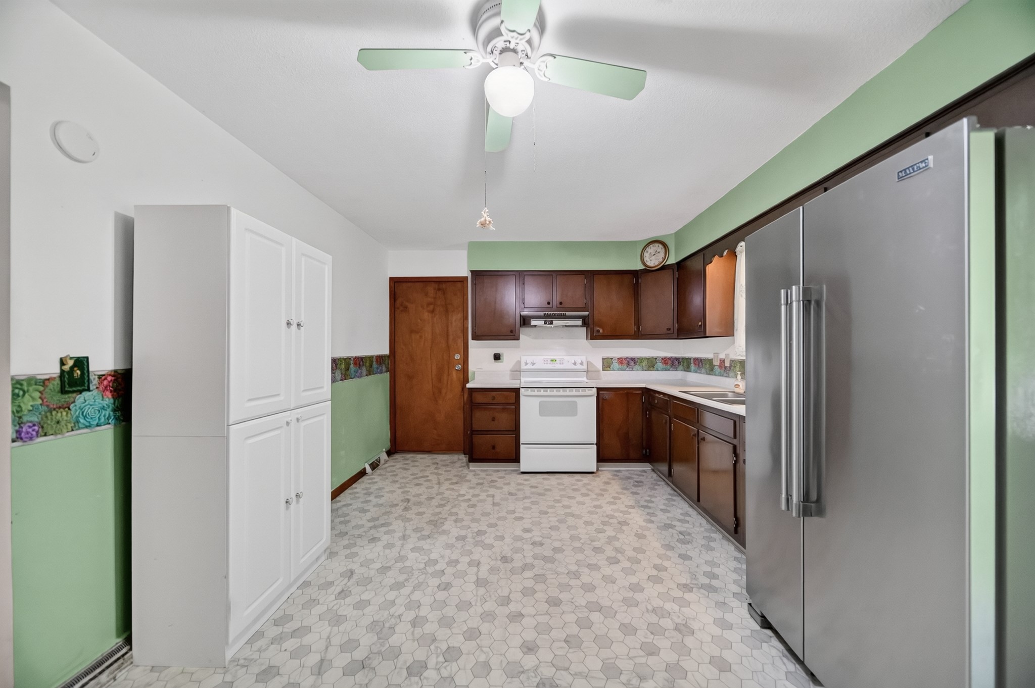 35999 LAKE SHORE Drive