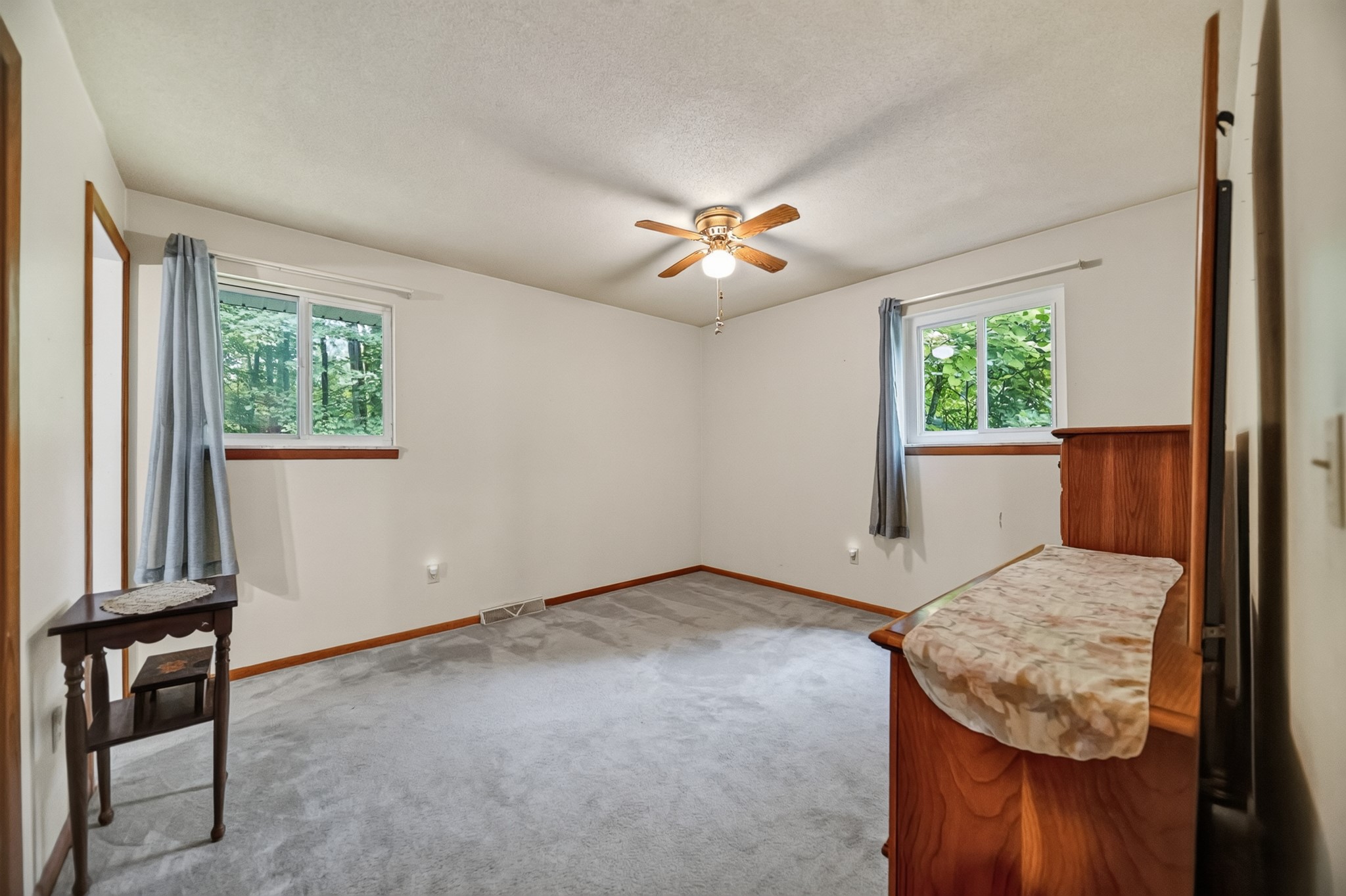 35999 LAKE SHORE Drive
