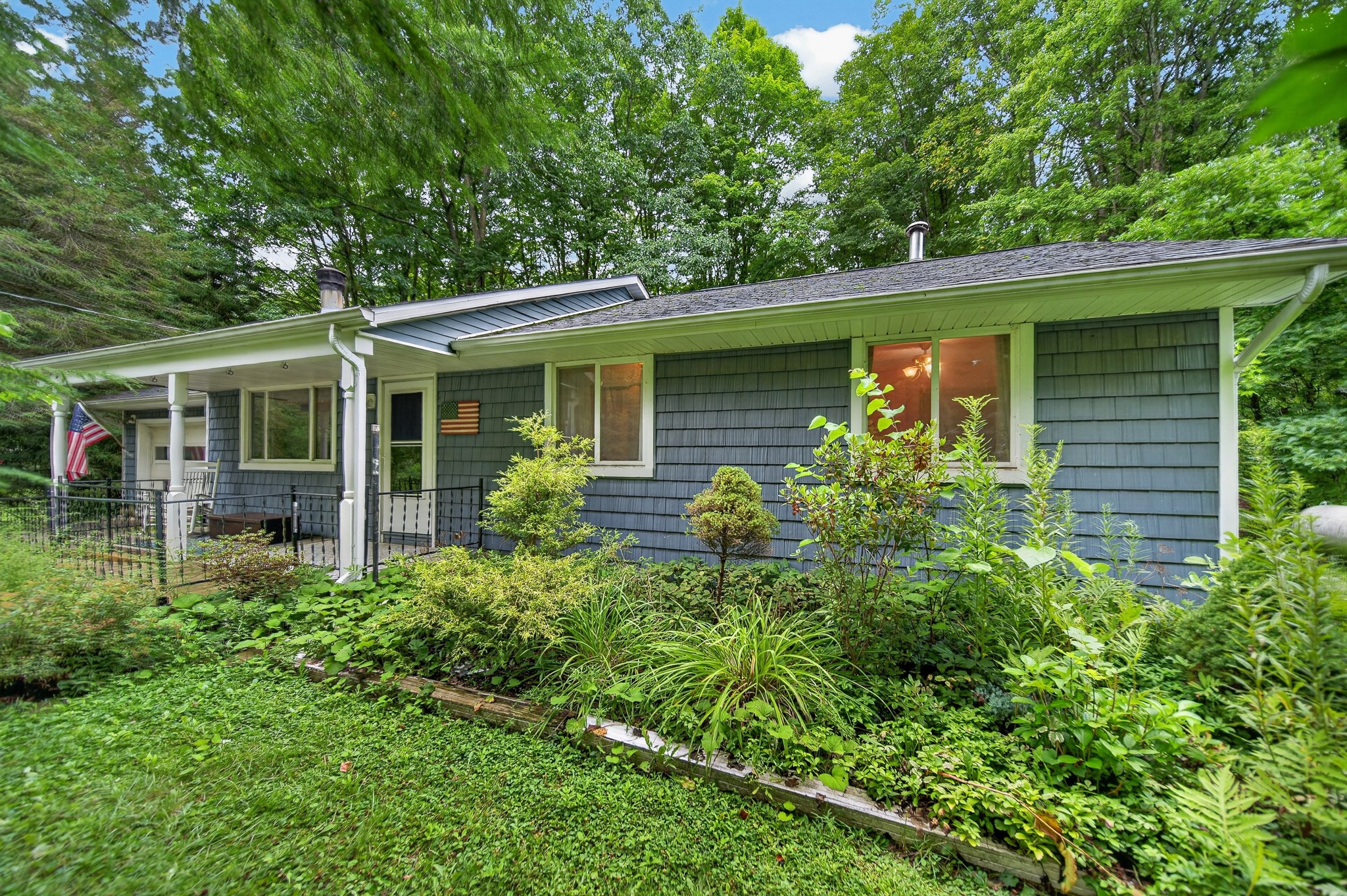 35999 LAKE SHORE Drive