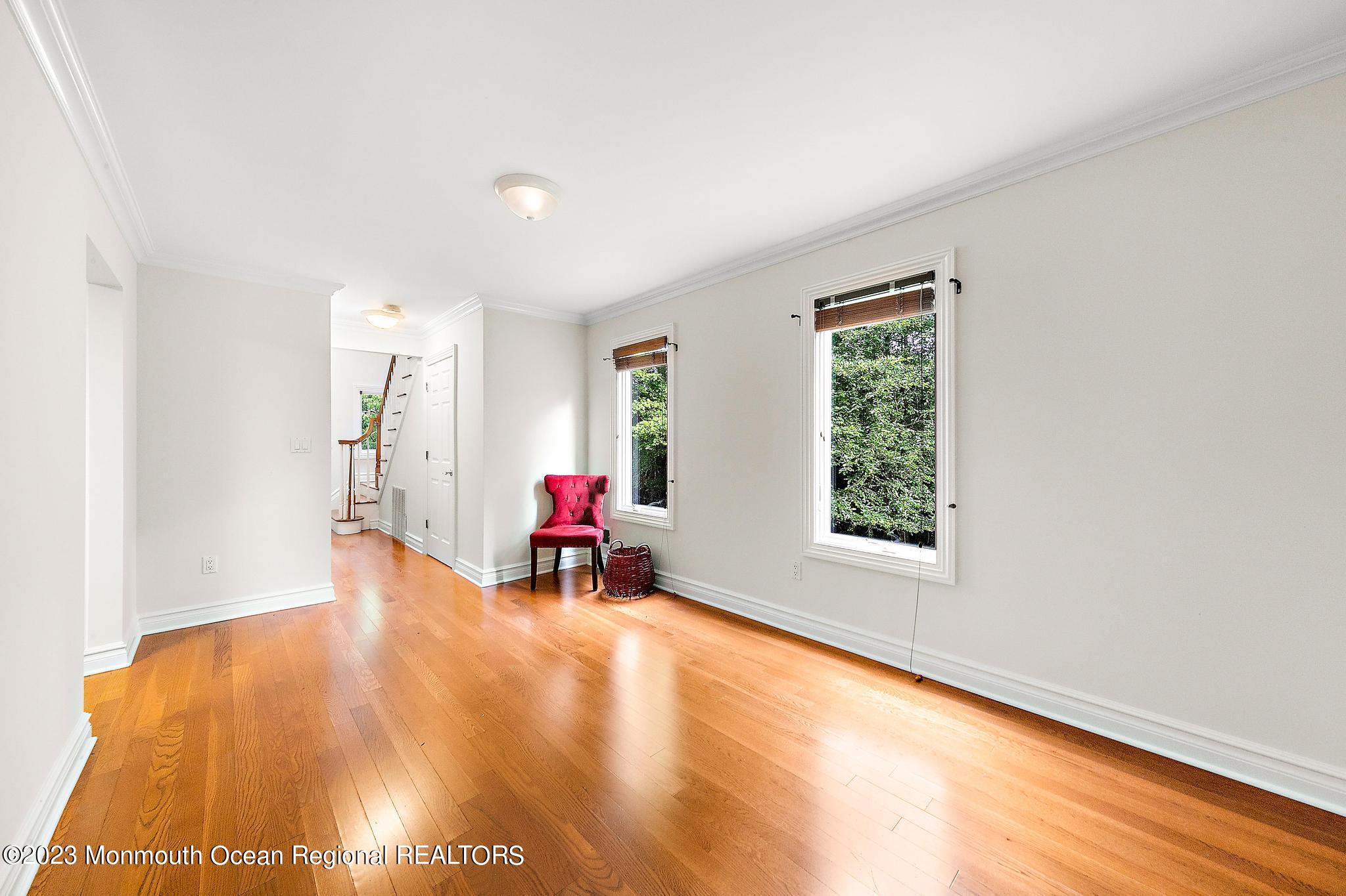 22 Riverview Avenue