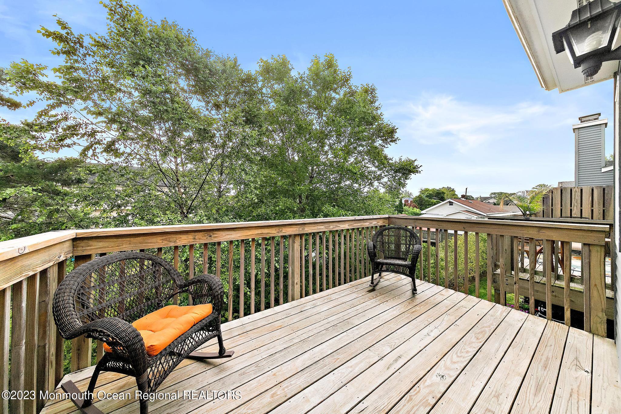 22 Riverview Avenue