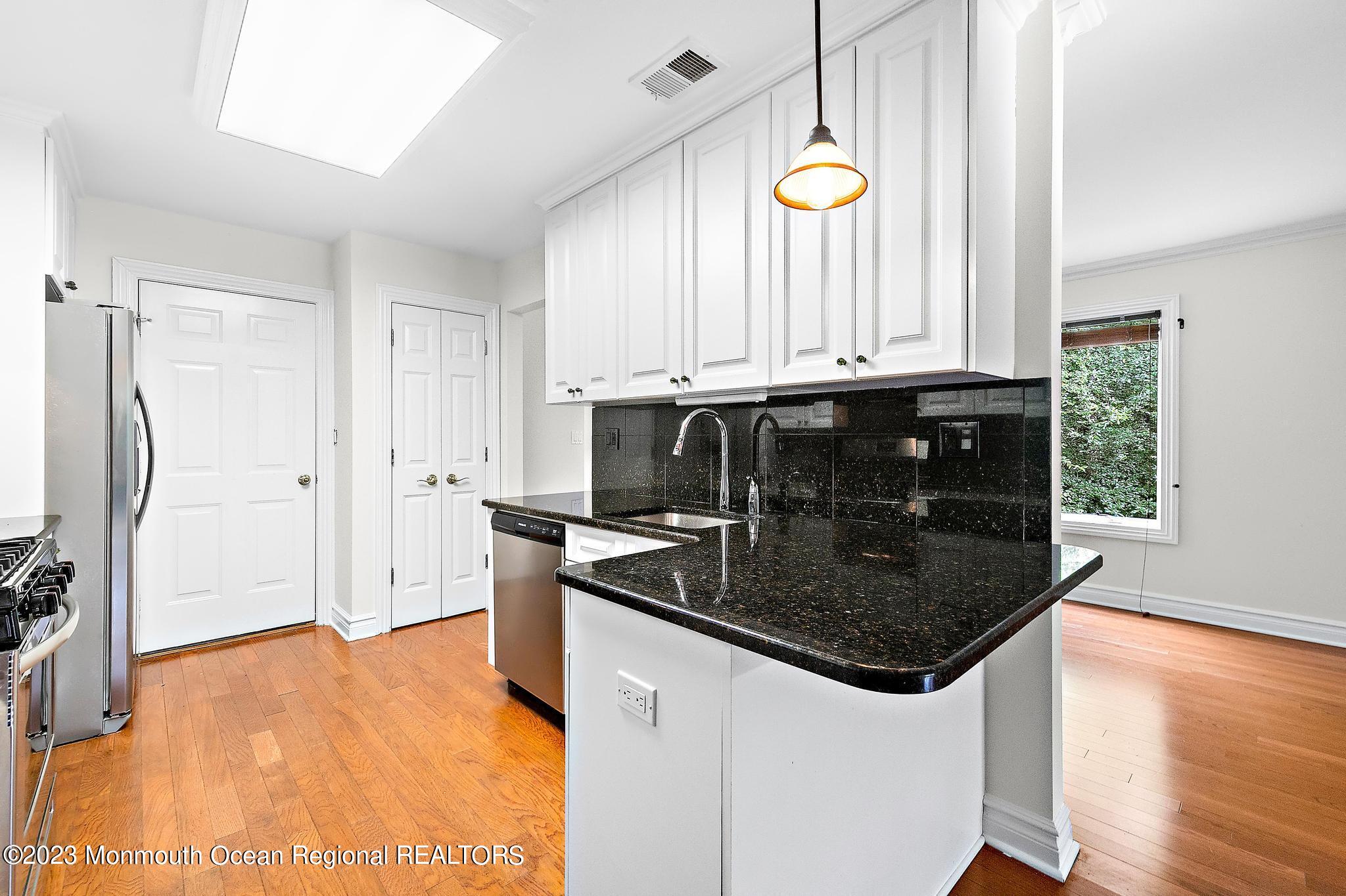 22 Riverview Avenue