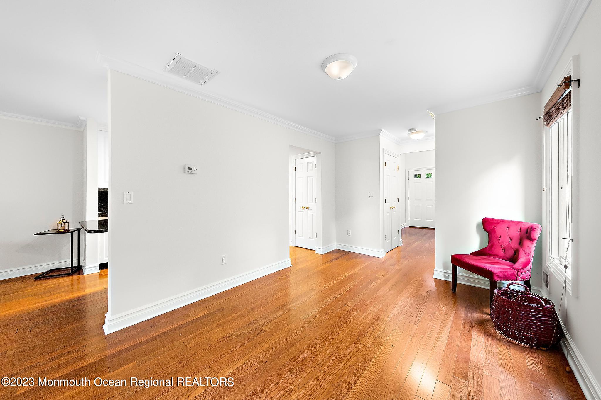 22 Riverview Avenue