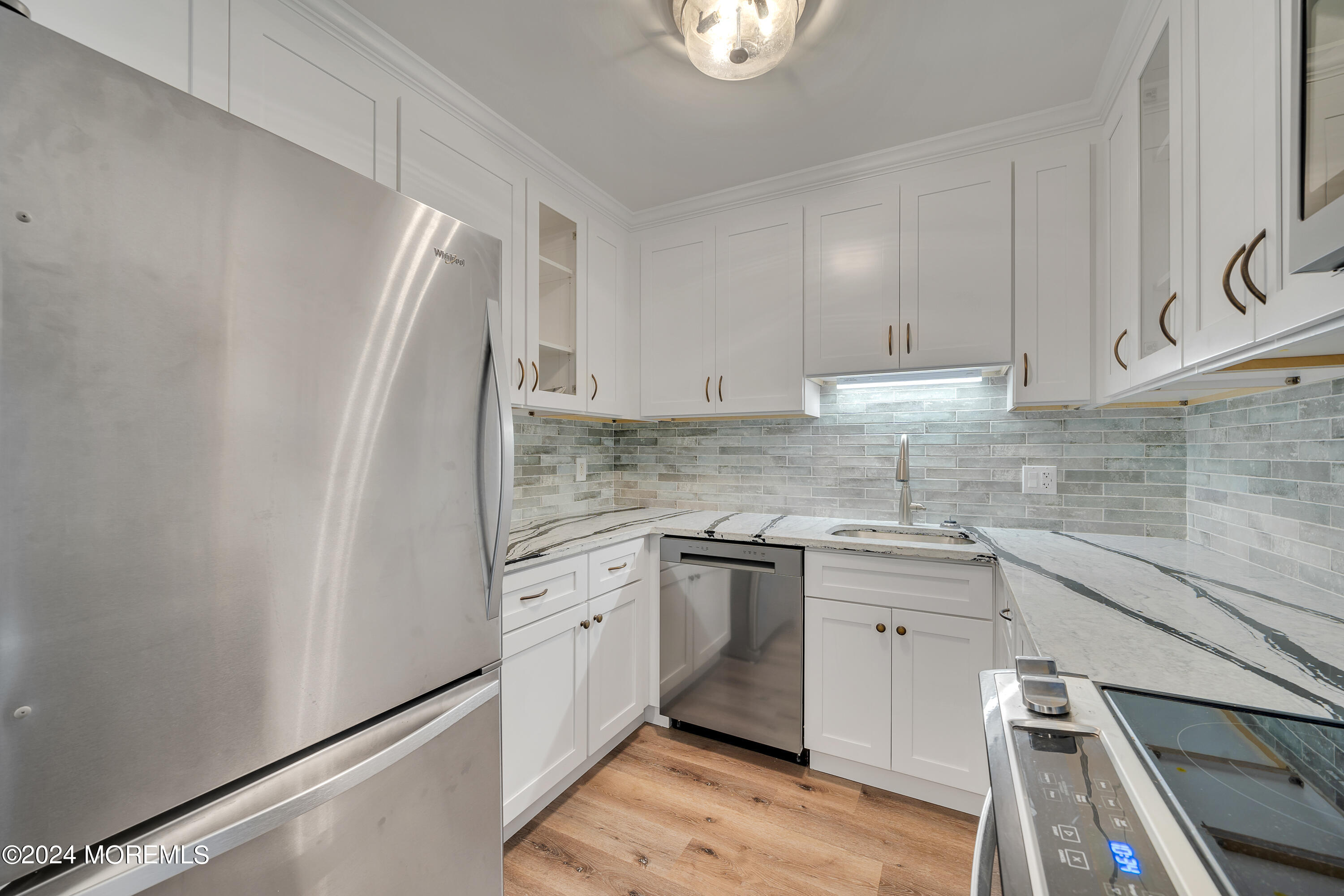 330 Shore Drive, B12