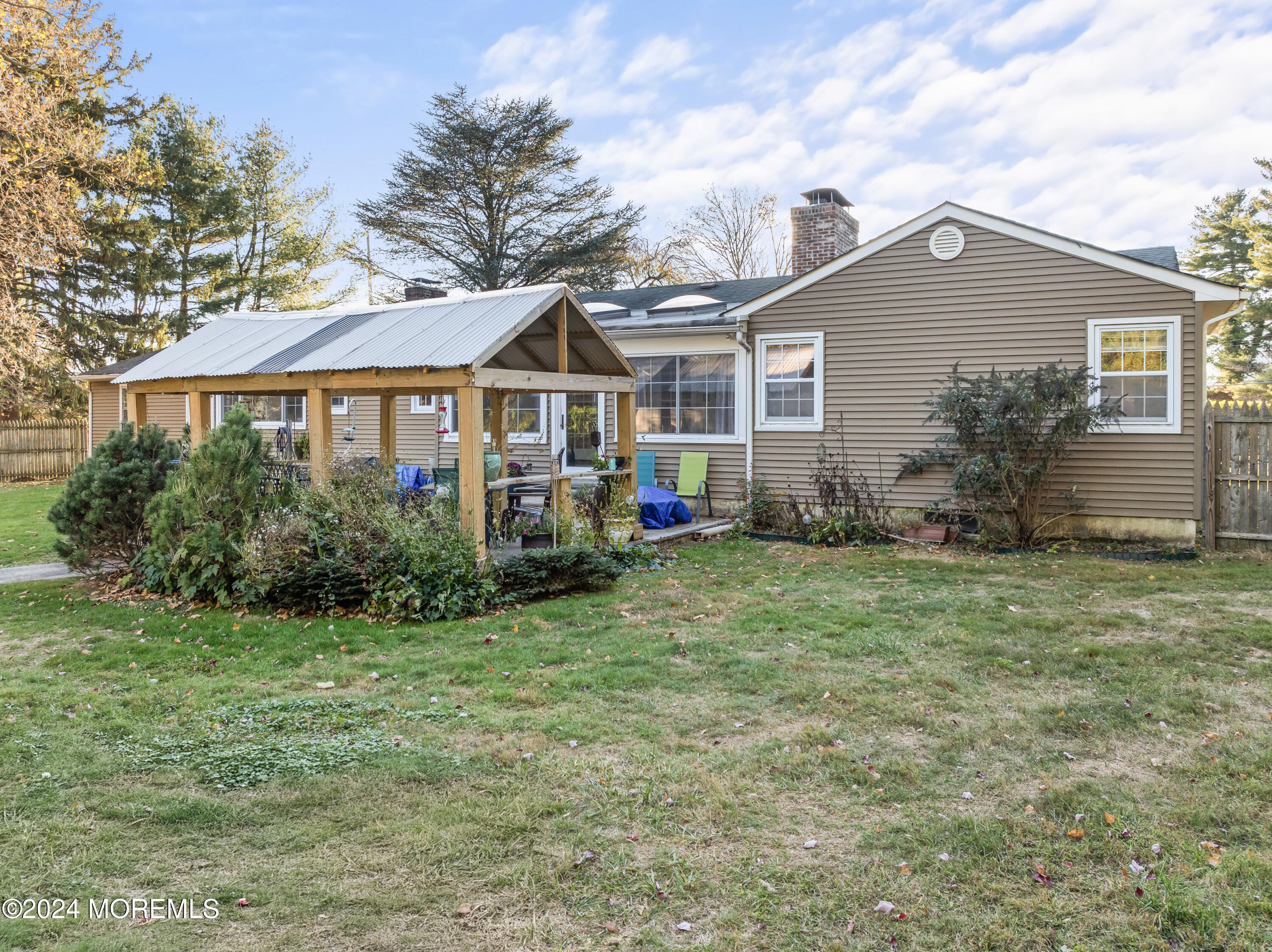 2 Deercrest Drive