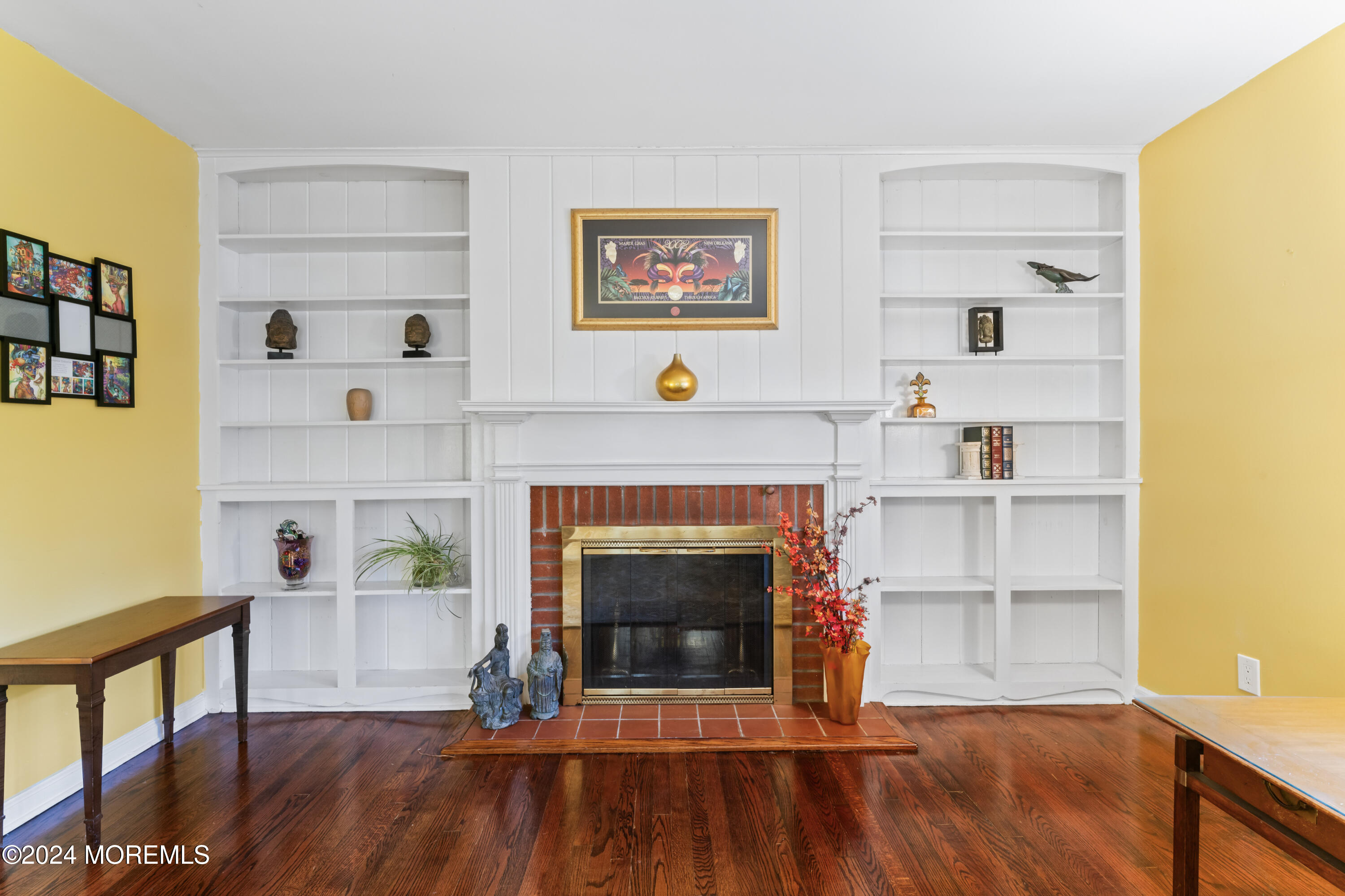 2 Deercrest Drive