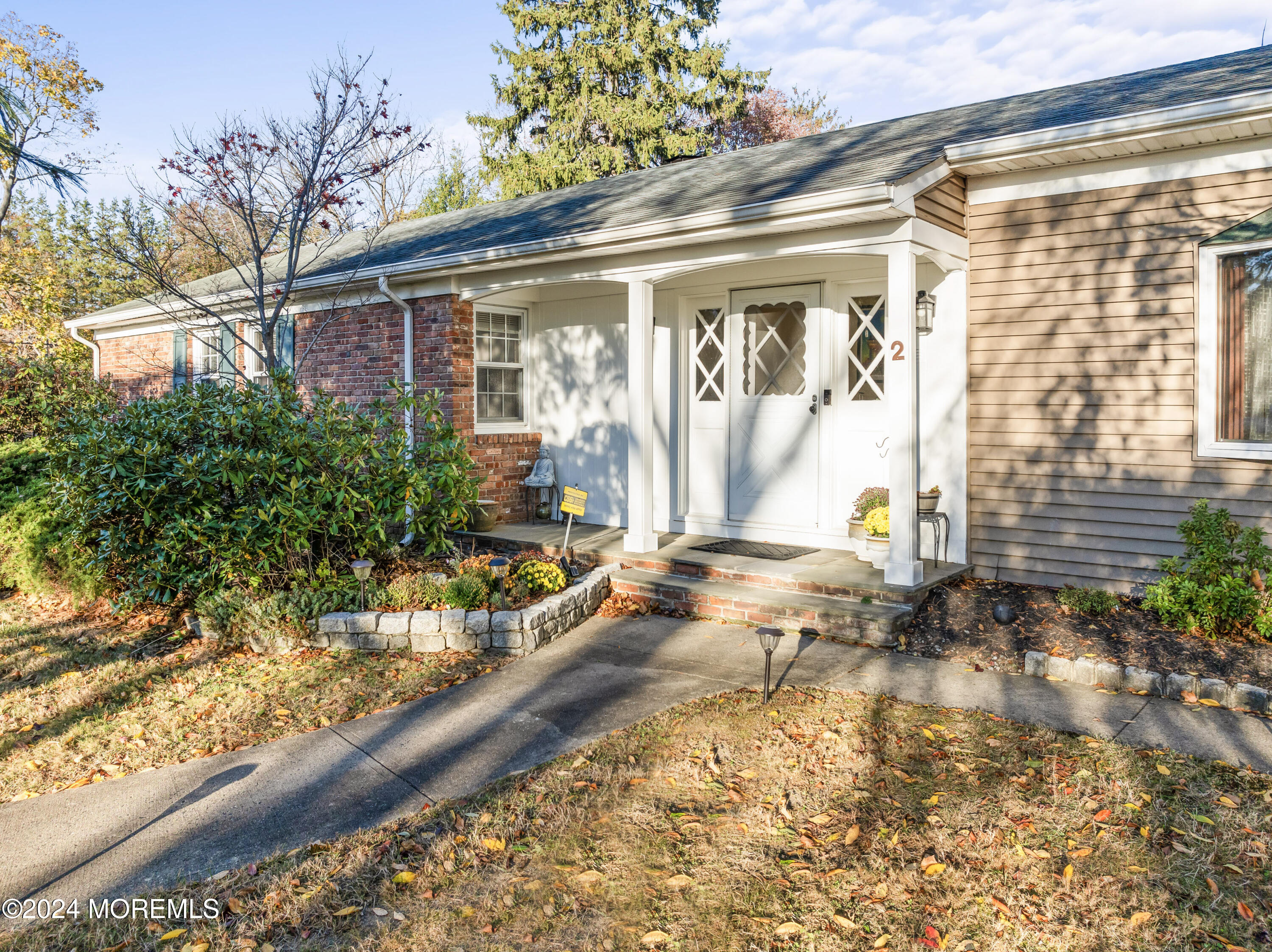 2 Deercrest Drive