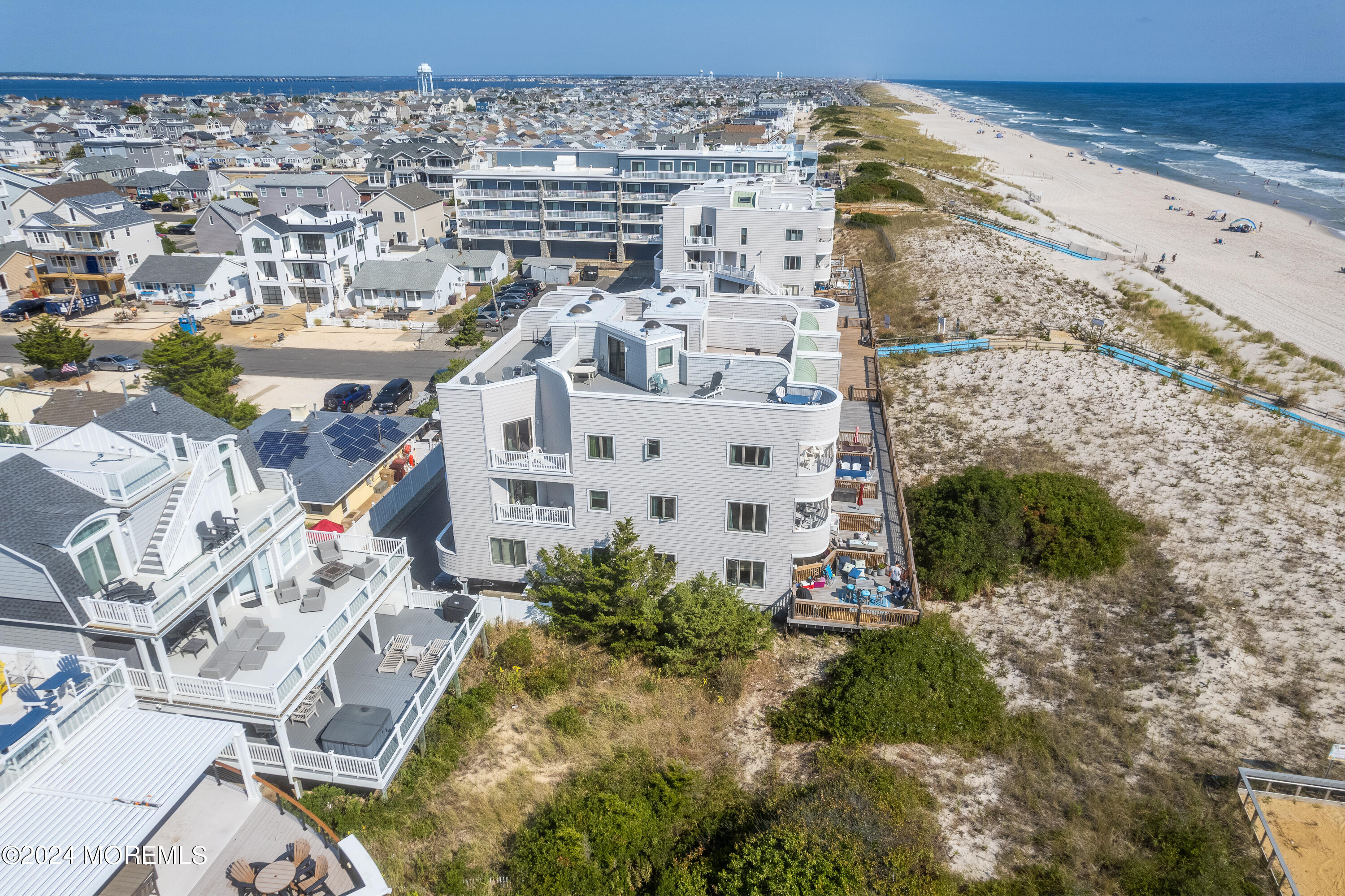 2200 S Ocean Avenue, 204S