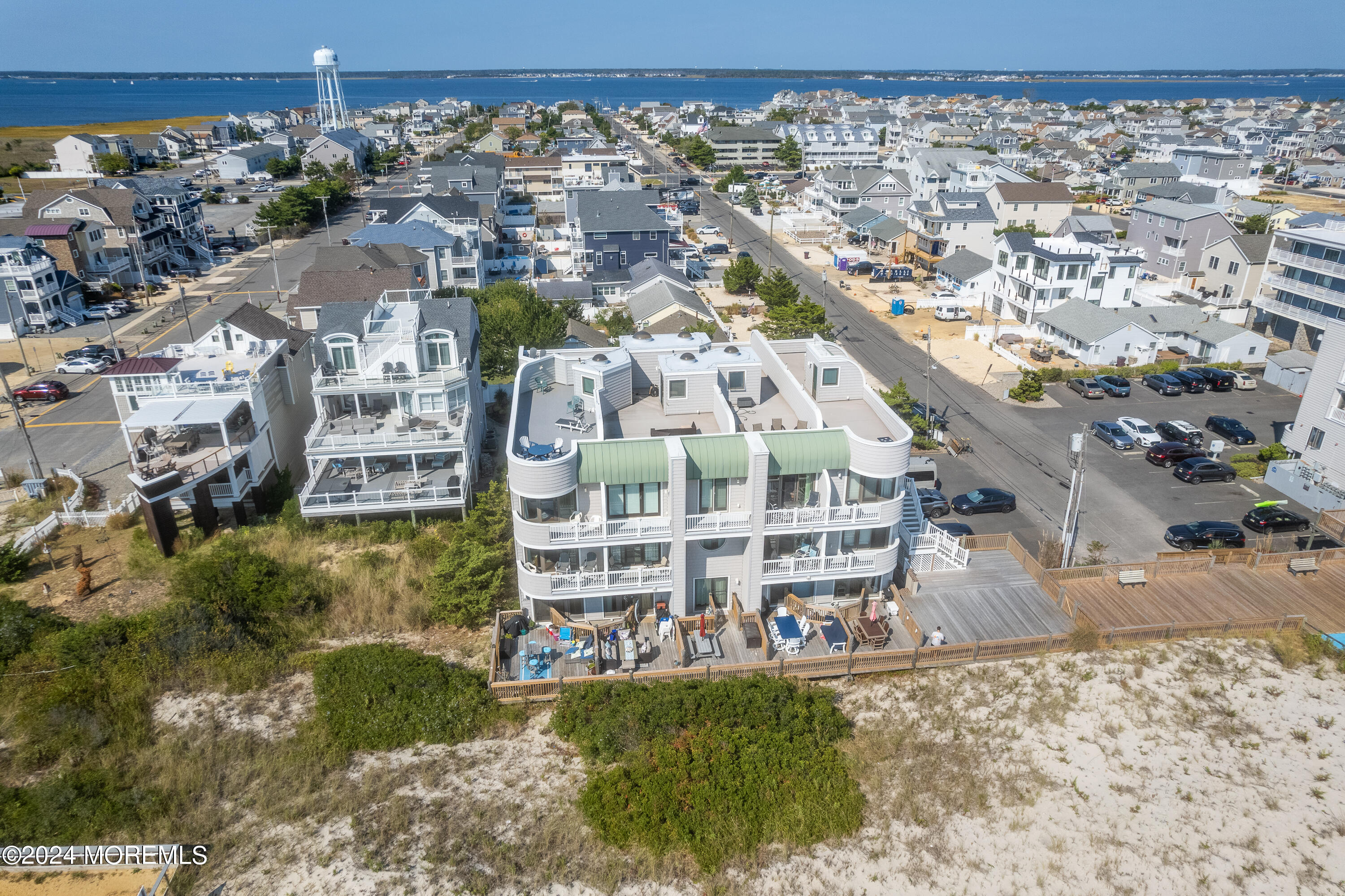 2200 S Ocean Avenue, 204S