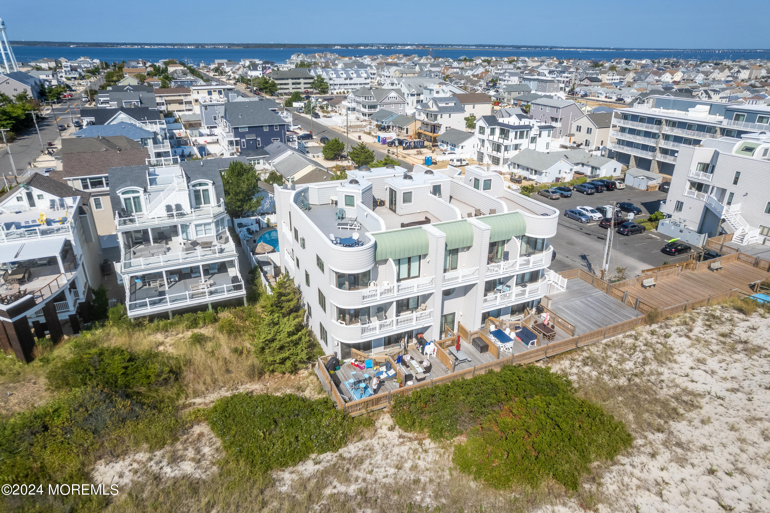 2200 S Ocean Avenue, 204S