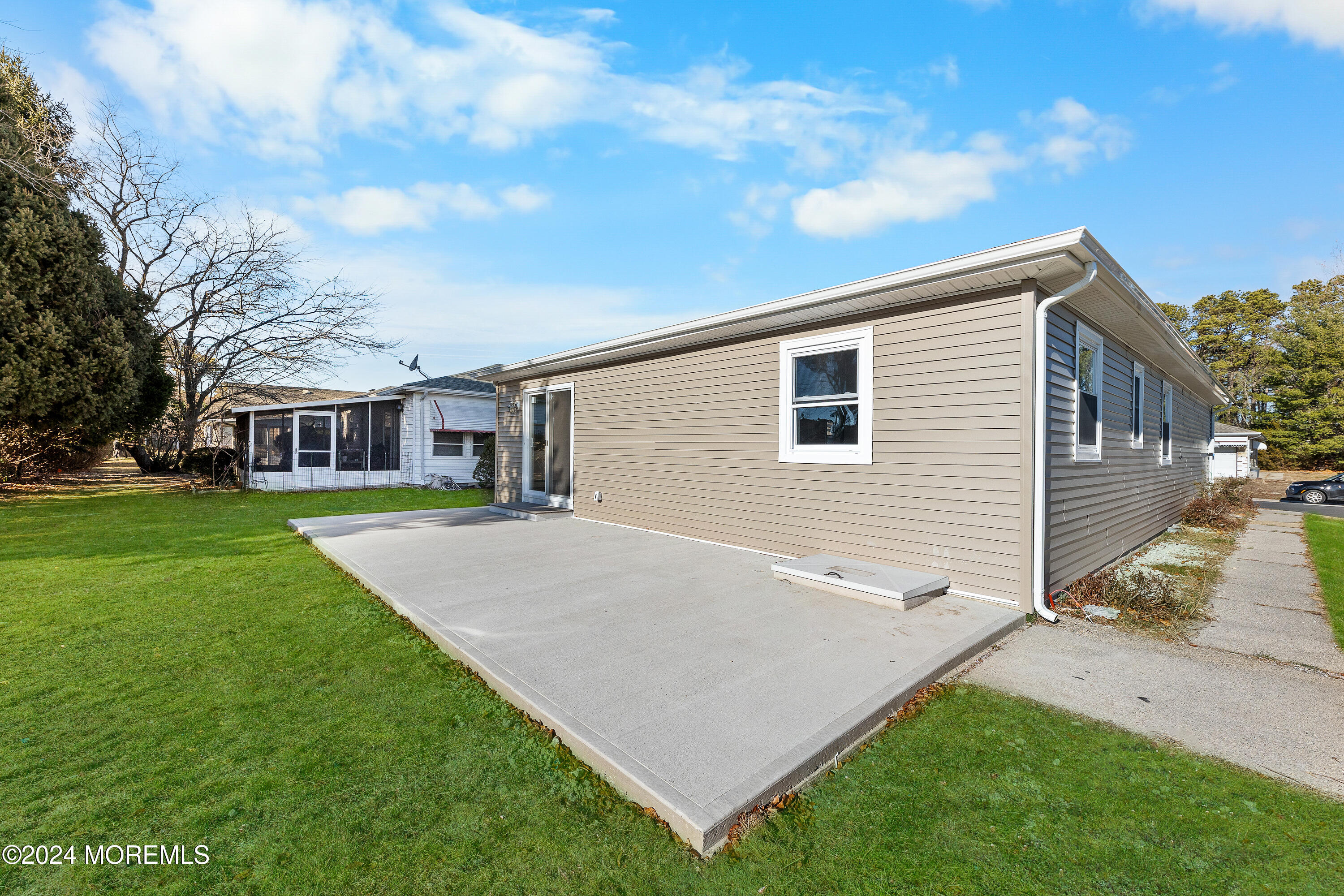 27 Biabou Drive